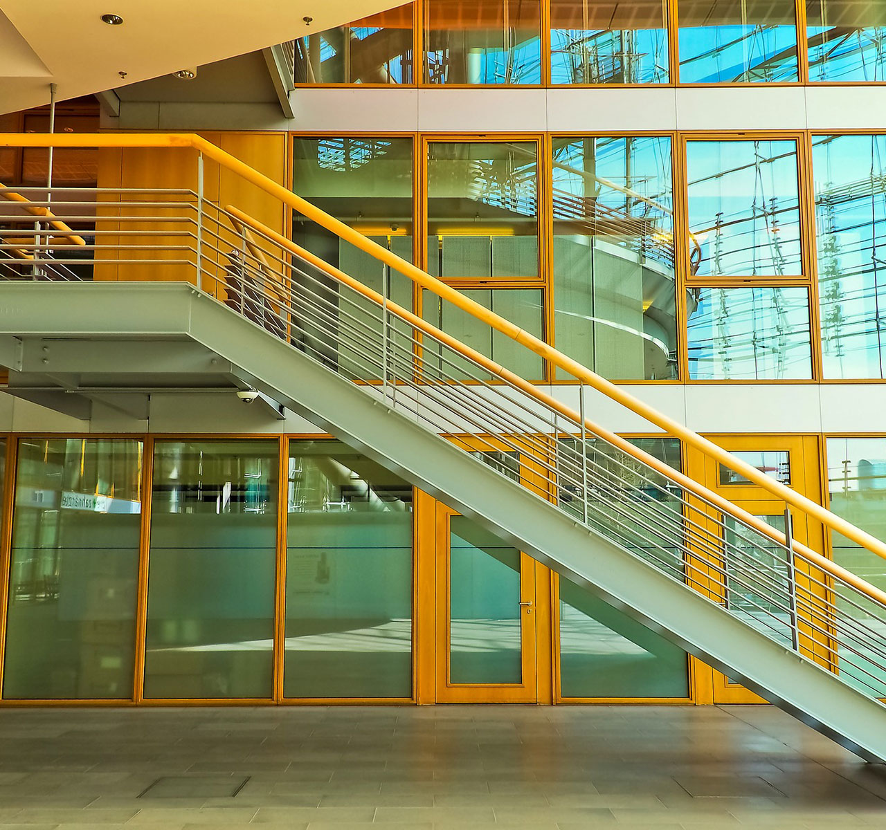 puertas8 la ventana del norte